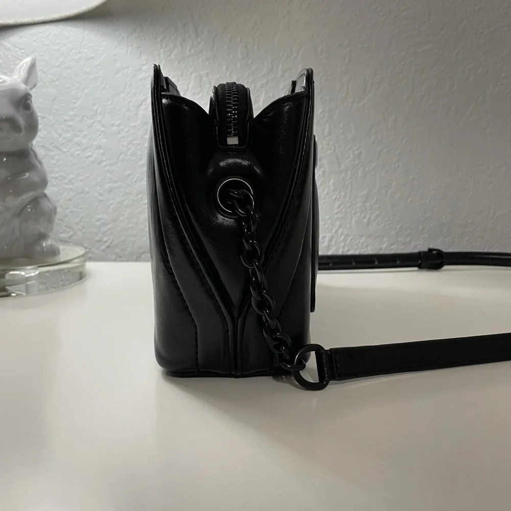 NWOT Calvin Klein black leather purse - Picture 2 of 5